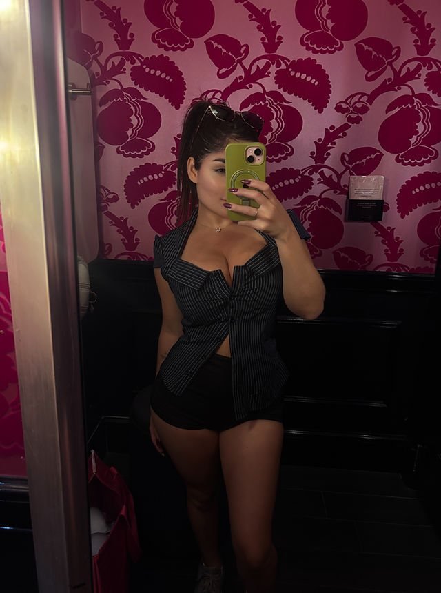 Maya photo 7